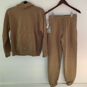 Clamshell Brown Aritzia CozyAF Sweatsuit